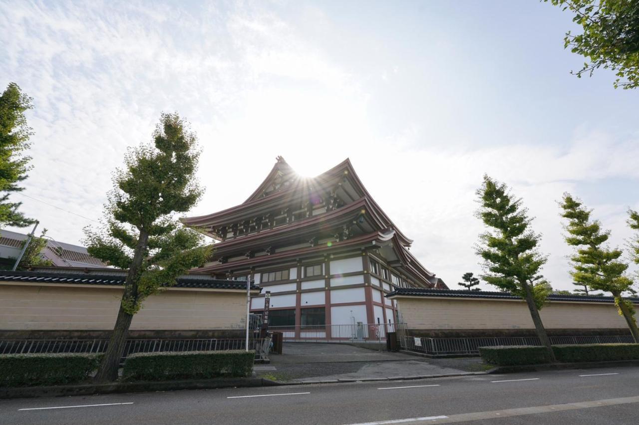 Guest House Kadoyasu Канандзава Экстерьер фото